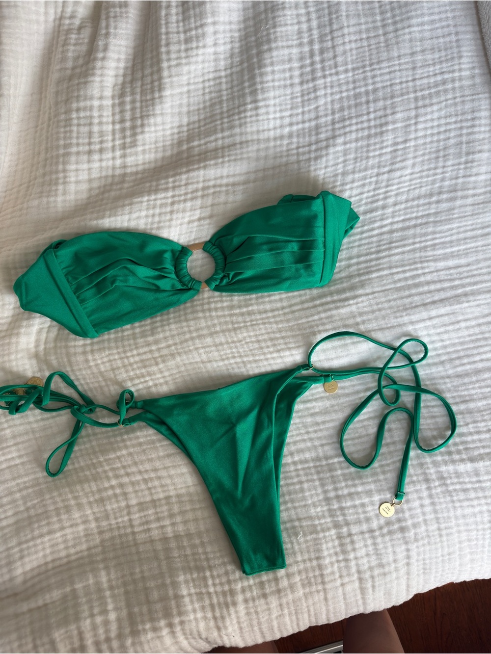 Kulani Kinis Bikini - Picture 4 of 7